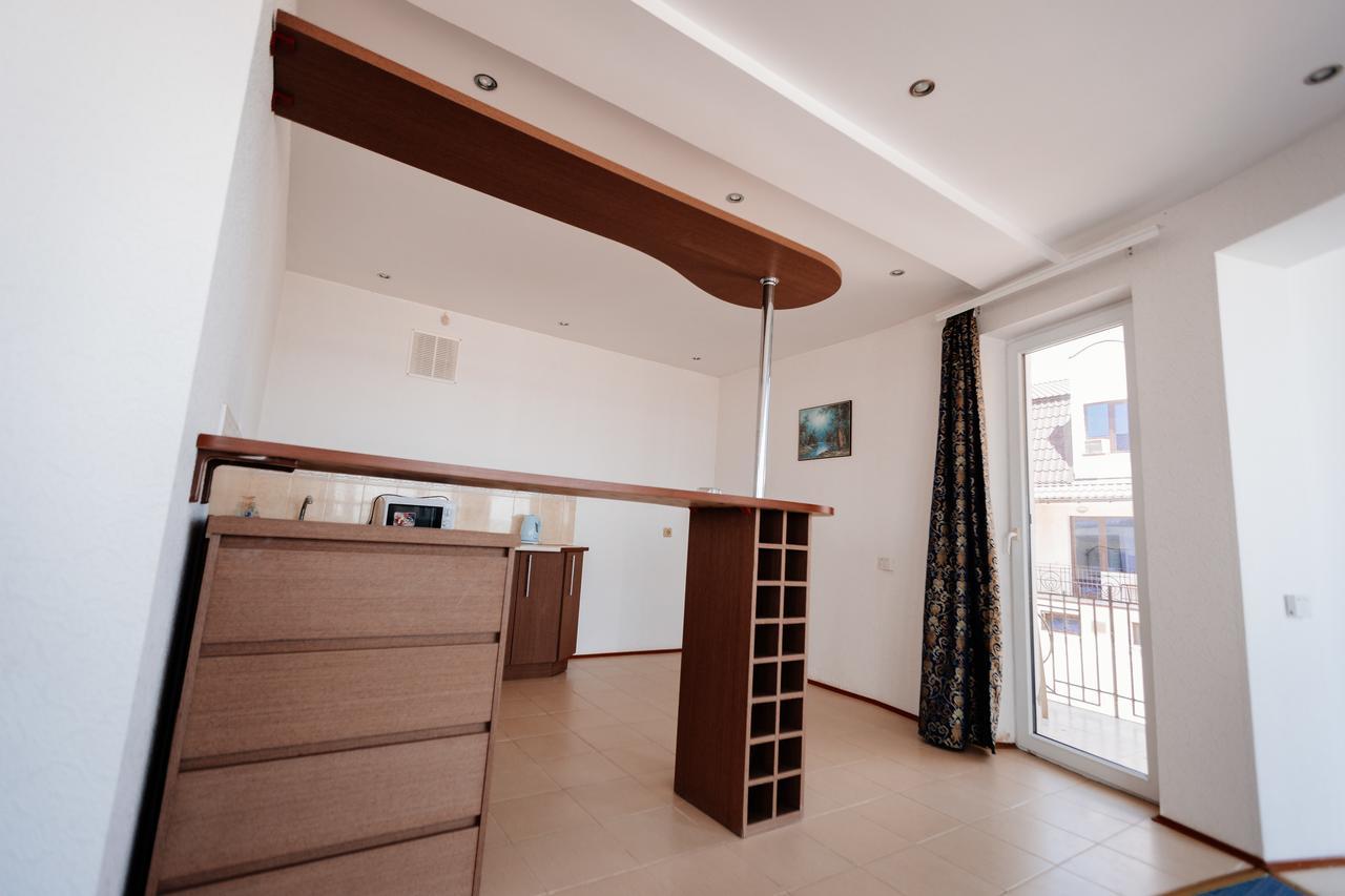 Solnechnaya Hotel Затока Екстериор снимка