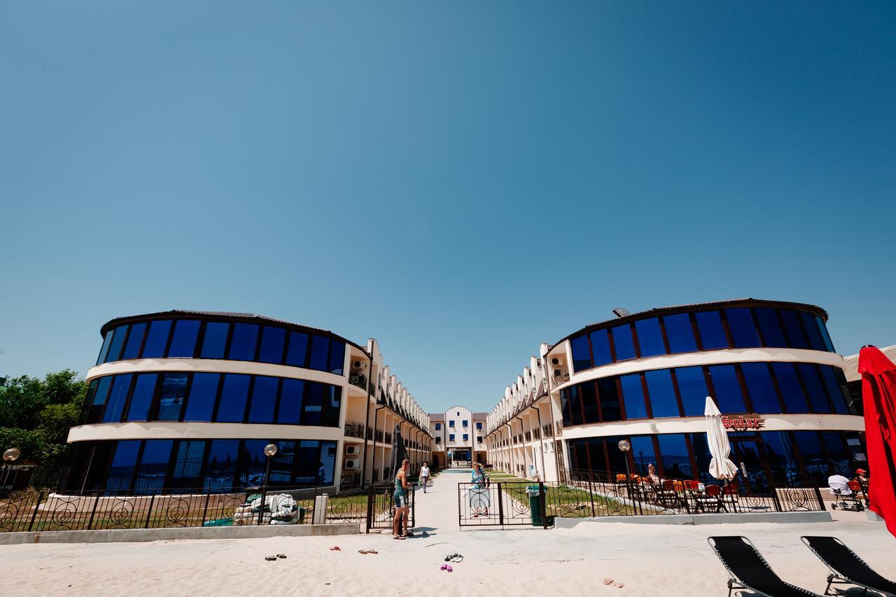 Solnechnaya Hotel Затока Екстериор снимка