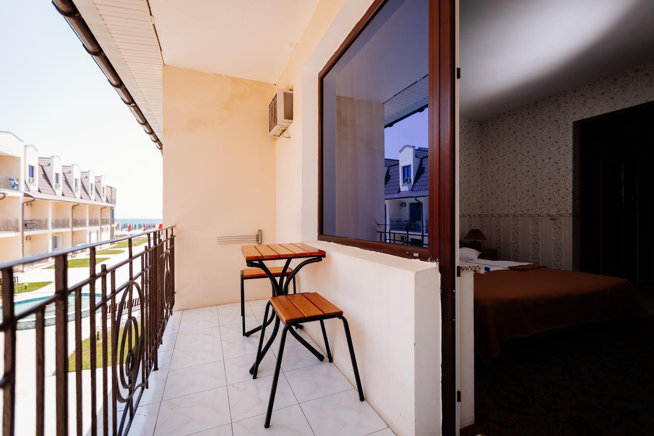 Solnechnaya Hotel Затока Екстериор снимка